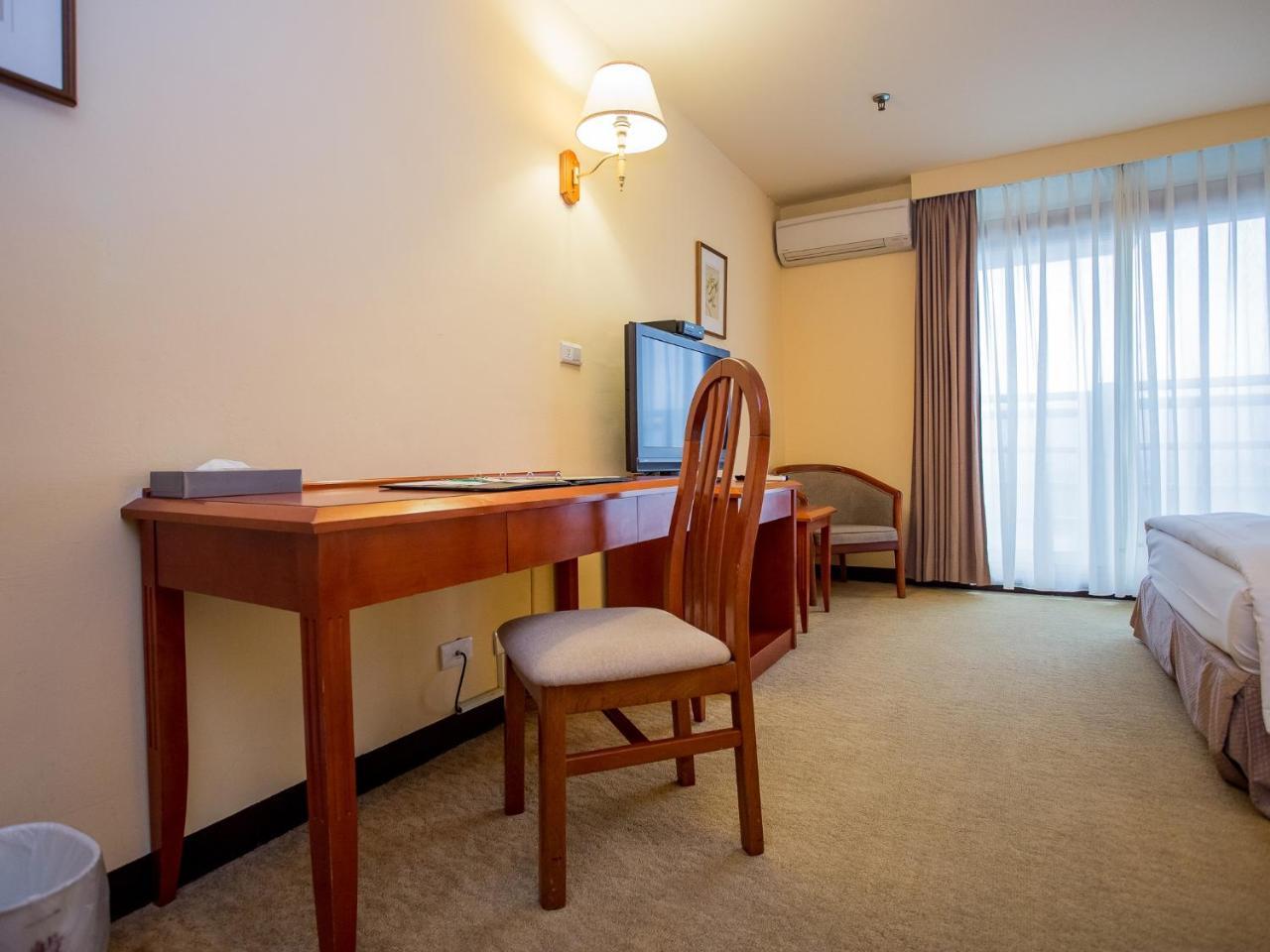 Jiuwu Hotel Лодун Экстерьер фото