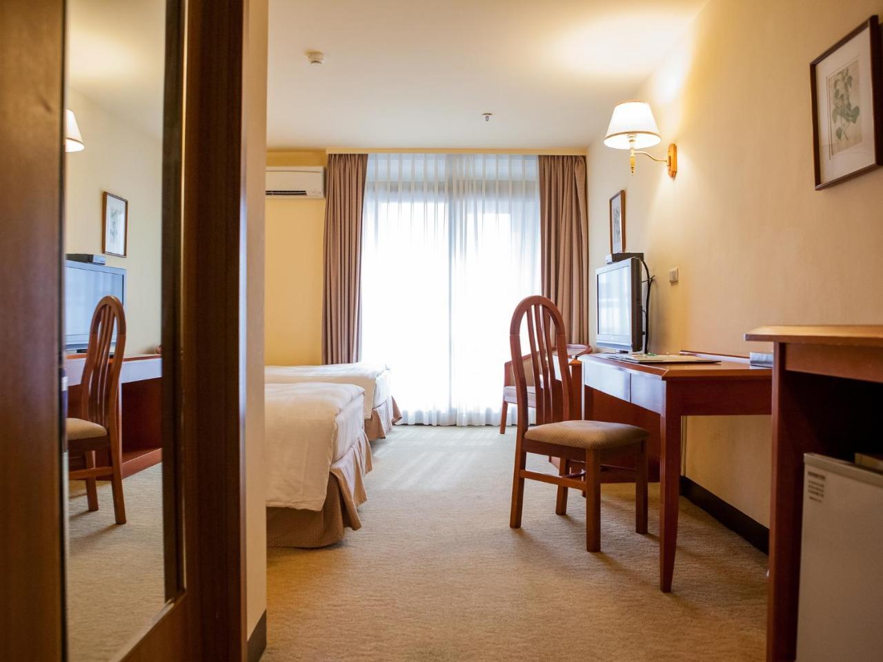 Jiuwu Hotel Лодун Экстерьер фото